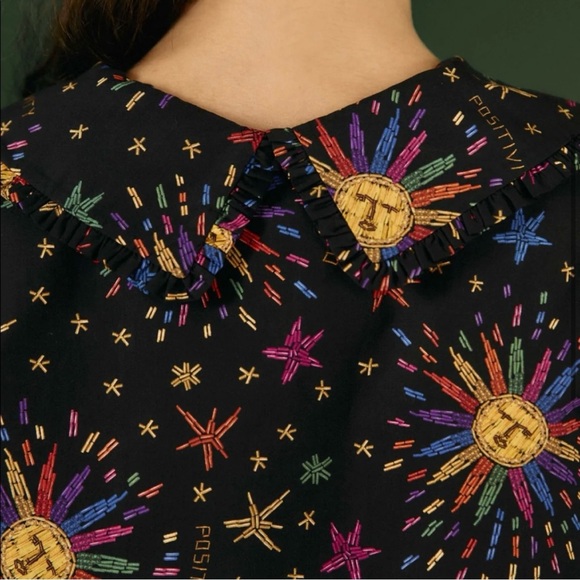 Farm Rio Blouse - Picture 2 of 4